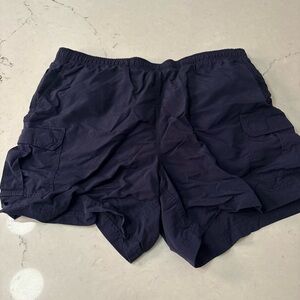 LL Bean Mens Swim Shorts Cargo  Sz Large 100% Supplex Nylon Mesh Navy Pockets